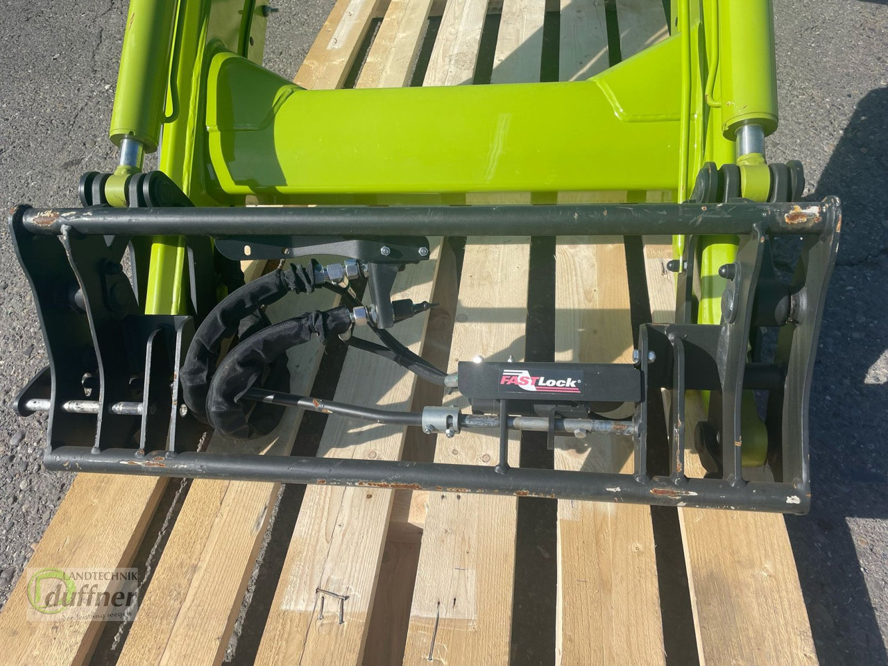 CLAAS FL 100 - Predný nakladač na traktor: obrázok 4 CLAAS FL 100 - Predný nakladač na traktor: obrázok 4