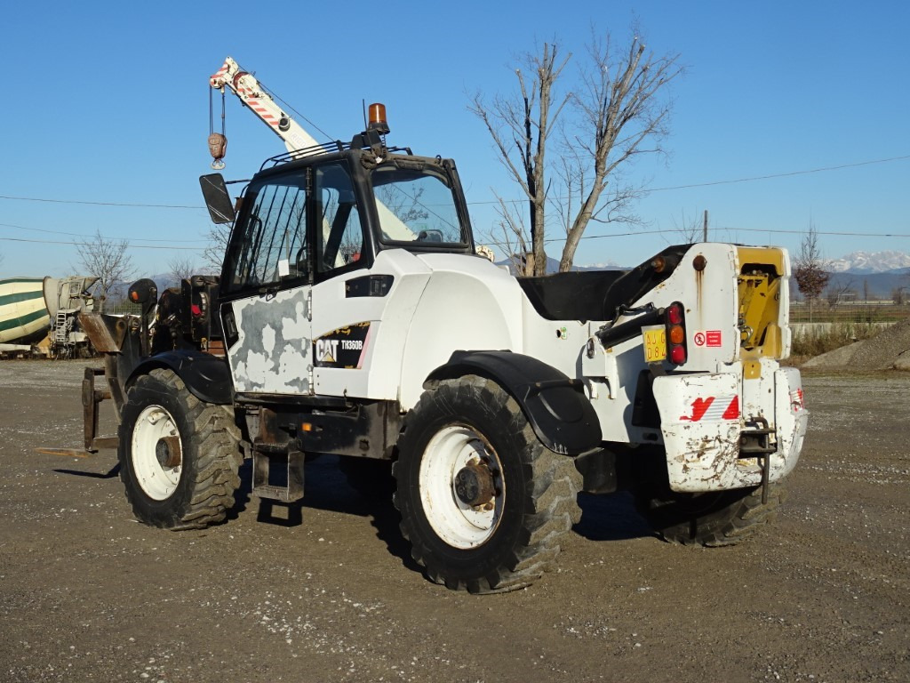 CATERPILLAR TH360B - Teleskopický nakladač: obrázok 5 CATERPILLAR TH360B - Teleskopický nakladač: obrázok 5