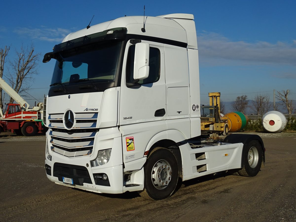 MERCEDES ACTROS 1845 - Ťahač: obrázok 1 MERCEDES ACTROS 1845 - Ťahač: obrázok 1