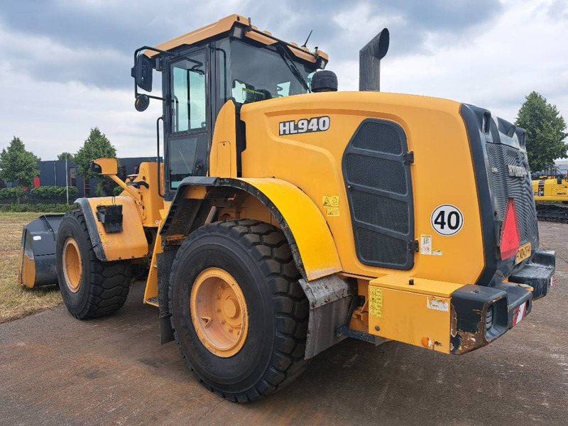 Hyundai HL940 - Kolesový nakladač: obrázok 3 Hyundai HL940 - Kolesový nakladač: obrázok 3