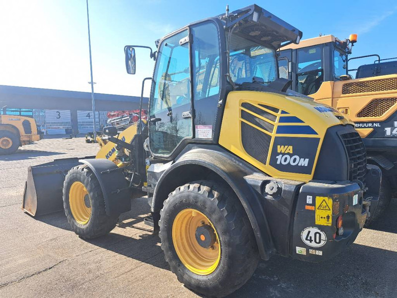 Komatsu WA 100 M-8 - Kolesový nakladač: obrázok 4 Komatsu WA 100 M-8 - Kolesový nakladač: obrázok 4