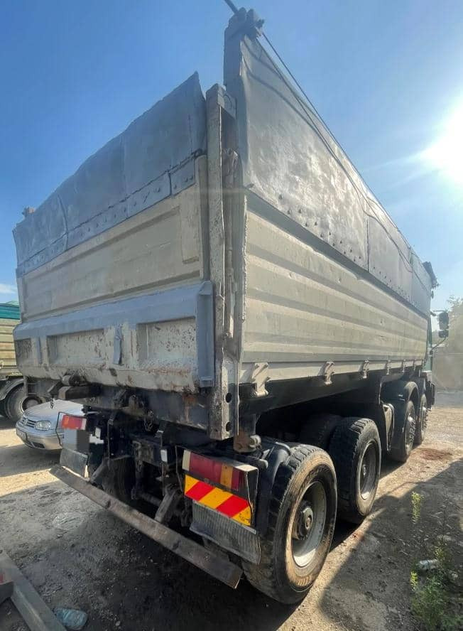 MAN 40.414 - Sklápač: obrázok 5 MAN 40.414 - Sklápač: obrázok 5