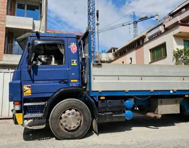 Scania 93 Carne - Auto s hydraulickou rukou: obrázok 3 Scania 93 Carne - Auto s hydraulickou rukou: obrázok 3