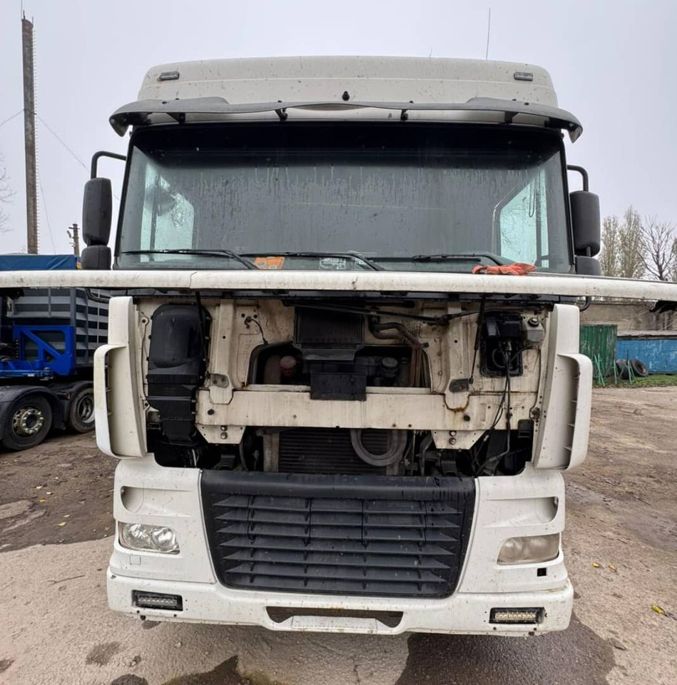 DAF XF 105 - Ťahač: obrázok 4 DAF XF 105 - Ťahač: obrázok 4