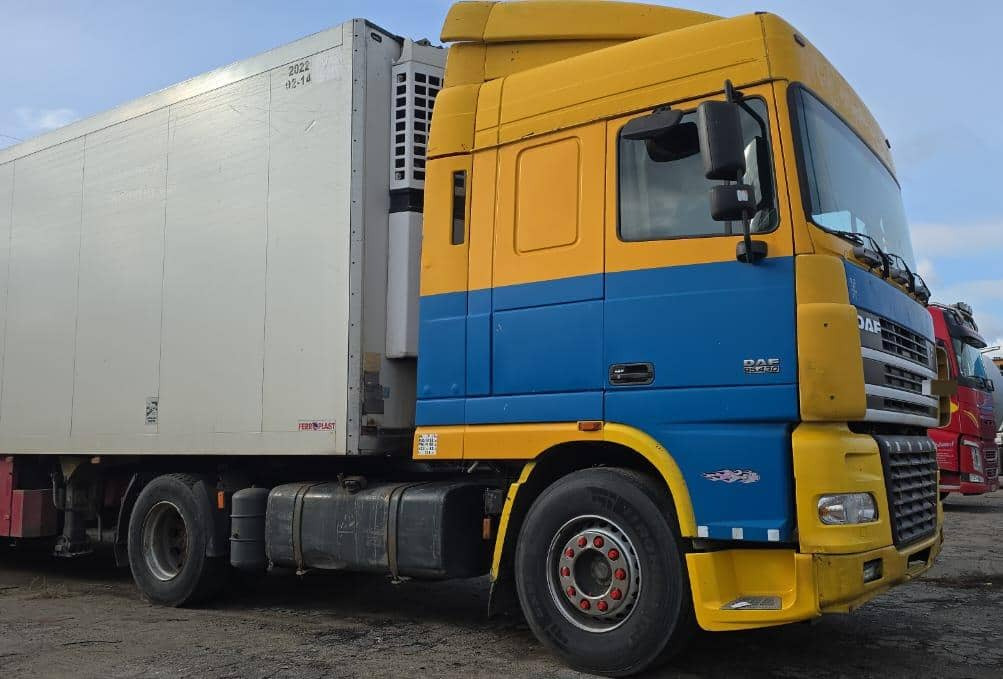 DAF XF 105 - Ťahač: obrázok 1 DAF XF 105 - Ťahač: obrázok 1