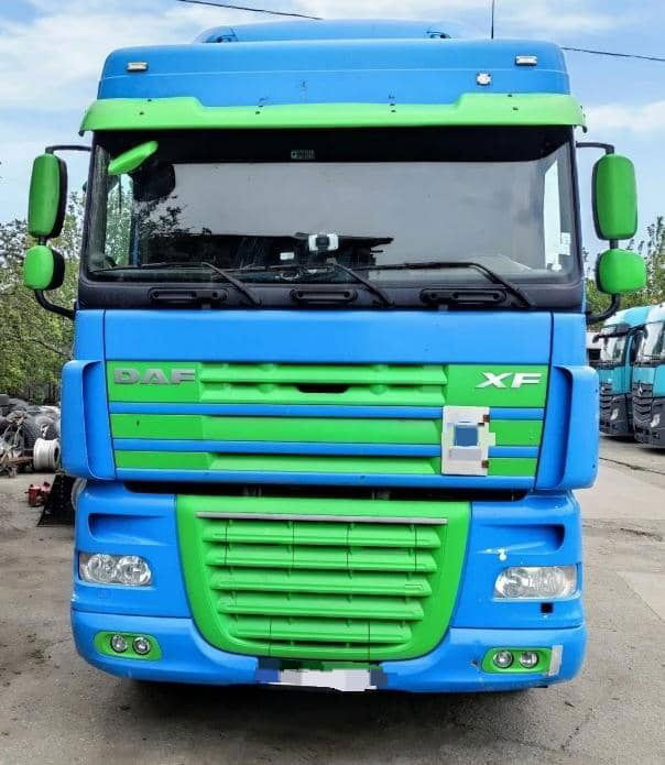 DAF XF105 Tractor unit - Ťahač: obrázok 5 DAF XF105 Tractor unit - Ťahač: obrázok 5