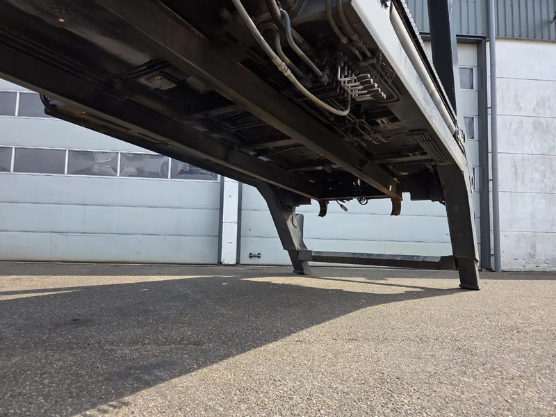 Diversen 14 ton Portaal systeem. haakarm en kabel systeem - Nákladne vozidlo - káblový systém: obrázok 4 Diversen 14 ton Portaal systeem. haakarm en kabel systeem - Nákladne vozidlo - káblový systém: obrázok 4