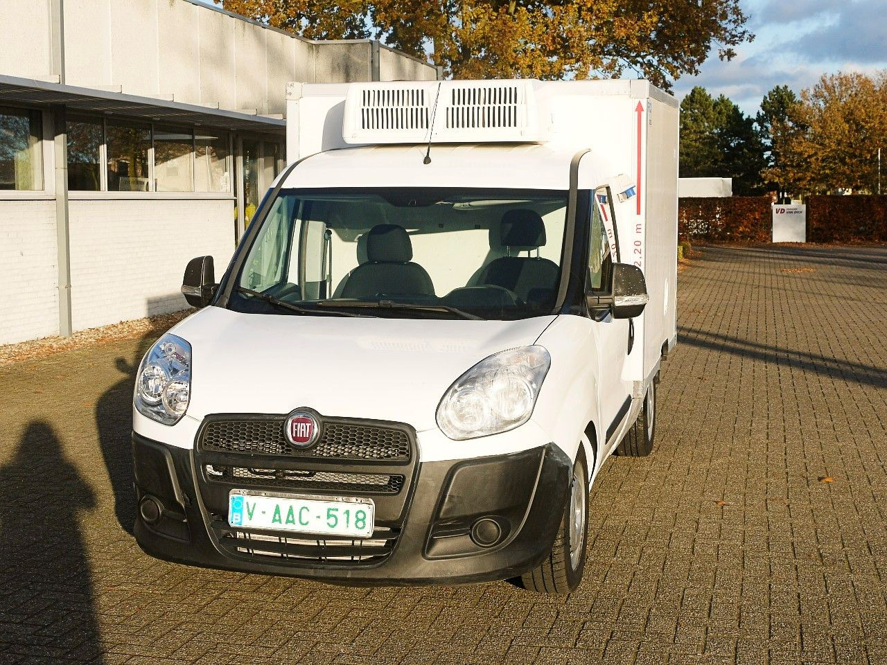 Fiat DOBLO 1.6 KUHLKOFFER CARRIER XARIOS -20 / AIRCO - Chladiarenská dodávka: obrázok 4 Fiat DOBLO 1.6 KUHLKOFFER CARRIER XARIOS -20 / AIRCO - Chladiarenská dodávka: obrázok 4