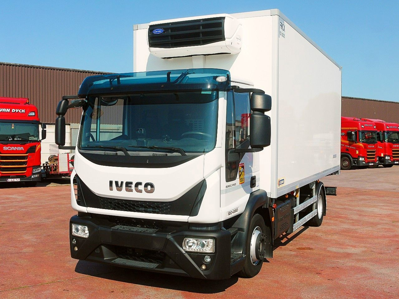 Iveco 120E28 KUHLKOFFER FLEISH BAHNEN CARRIER XARIOS - Chladirenské nákladné vozidlo: obrázok 5 Iveco 120E28 KUHLKOFFER FLEISH BAHNEN CARRIER XARIOS - Chladirenské nákladné vozidlo: obrázok 5