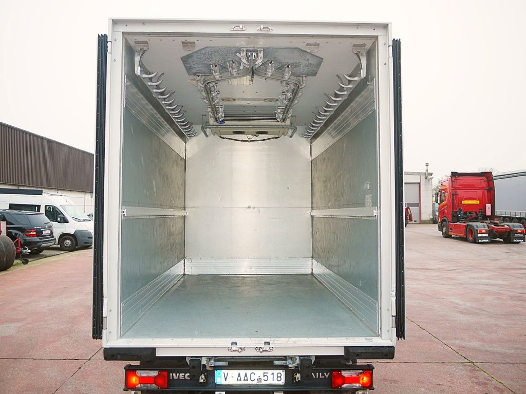 Chladiarenská dodávka Iveco 35C13 DAILY KUHLKOFFER + FLEISH HAKEN RELEC -20C: obrázok 8