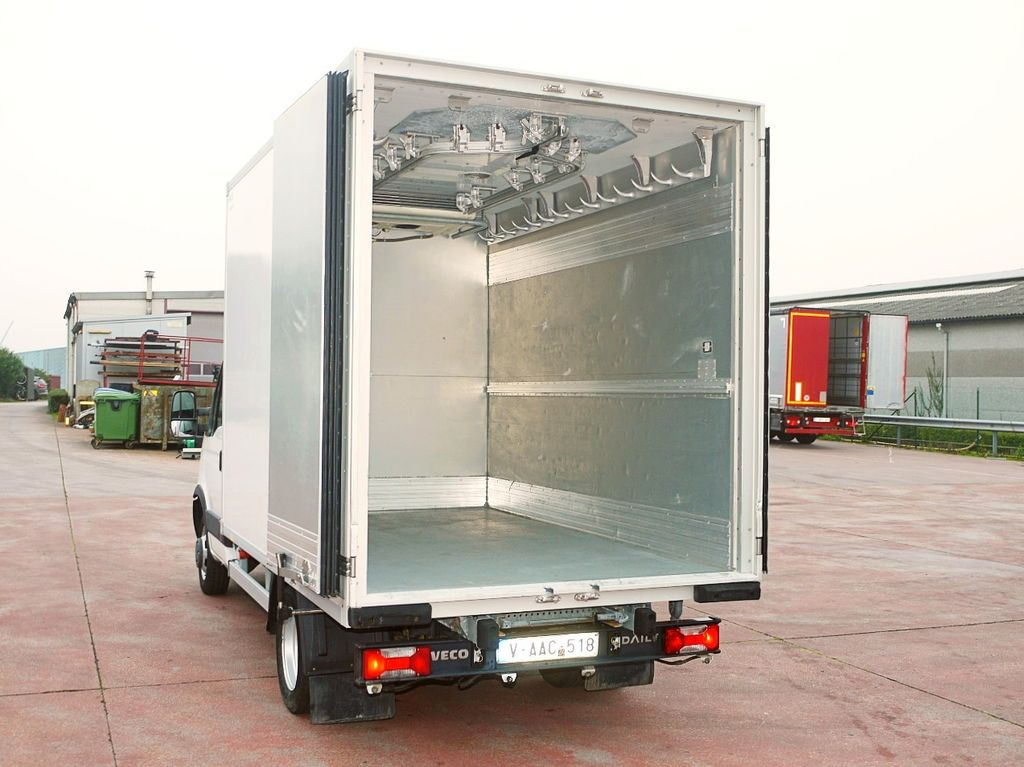 Chladiarenská dodávka Iveco 35C13 DAILY KUHLKOFFER + FLEISH HAKEN RELEC -20C: obrázok 7