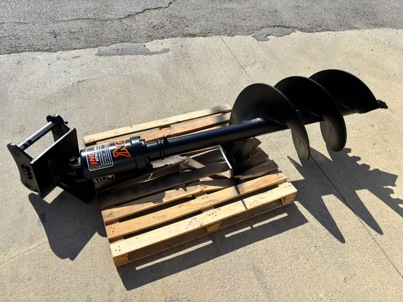 AUGER DRIVE SYSTEM ATTACHMENT - STOCK - Vrták pre Poľnohospodárske stroje: obrázok 2 AUGER DRIVE SYSTEM ATTACHMENT - STOCK - Vrták pre Poľnohospodárske stroje: obrázok 2