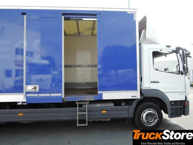 Mercedes-Benz Atego 1218 L - Skříňový nákladní auto: obrázok 2 Mercedes-Benz Atego 1218 L - Skříňový nákladní auto: obrázok 2