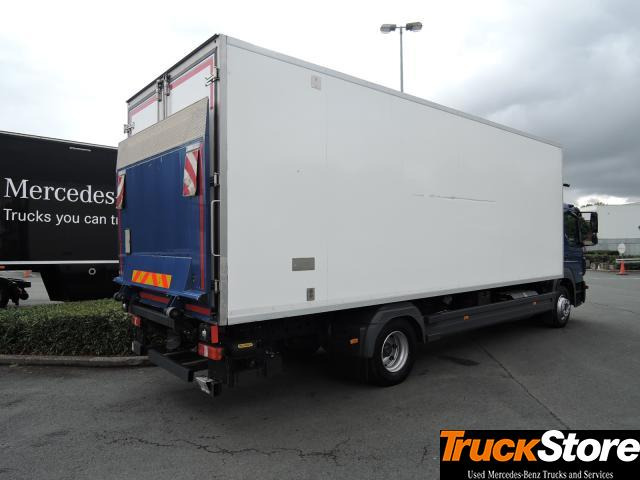 Mercedes-Benz Atego 1527 L - Chladirenské nákladné vozidlo: obrázok 4 Mercedes-Benz Atego 1527 L - Chladirenské nákladné vozidlo: obrázok 4