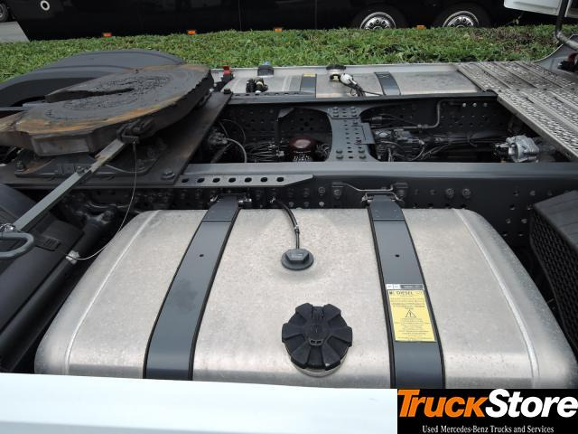 Mercedes-Benz Actros 1845 LS - Ťahač: obrázok 2 Mercedes-Benz Actros 1845 LS - Ťahač: obrázok 2