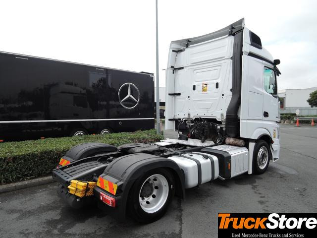 Mercedes-Benz Actros 1845 LS nRL - Ťahač: obrázok 4 Mercedes-Benz Actros 1845 LS nRL - Ťahač: obrázok 4