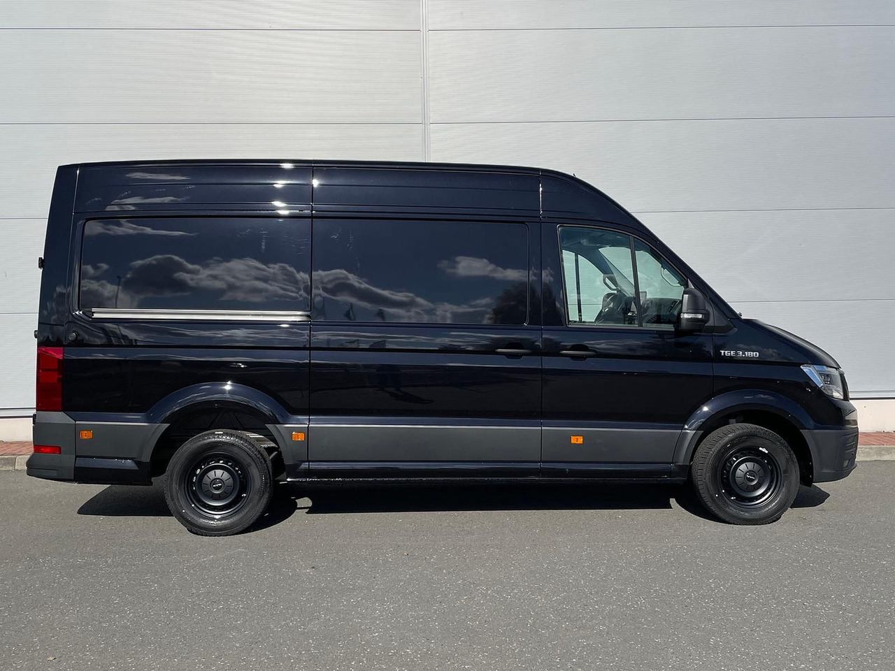 MAN TGE 3.180 L3H3 Kasten STANDHZ ACC NAVI KAMERA - Furgon: obrázok 5 MAN TGE 3.180 L3H3 Kasten STANDHZ ACC NAVI KAMERA - Furgon: obrázok 5