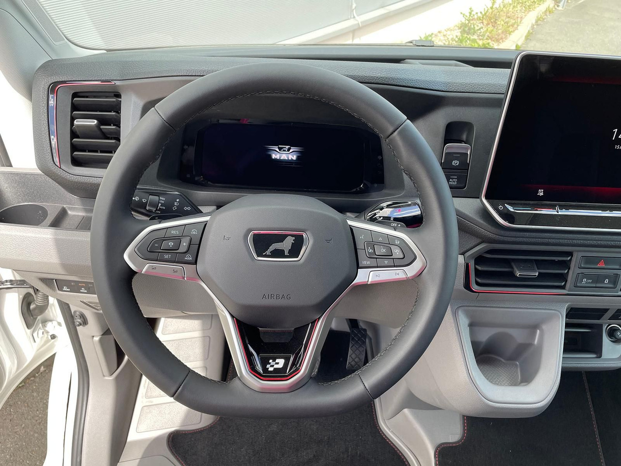 Furgon, Dodávkа s dvojitou kabínou MAN TGE 3.200 L3H3 MIXTO 4x4 Individual S ACC STANDH: obrázok 13 Furgon, Dodávkа s dvojitou kabínou MAN TGE 3.200 L3H3 MIXTO 4x4 Individual S ACC STANDH: obrázok 13