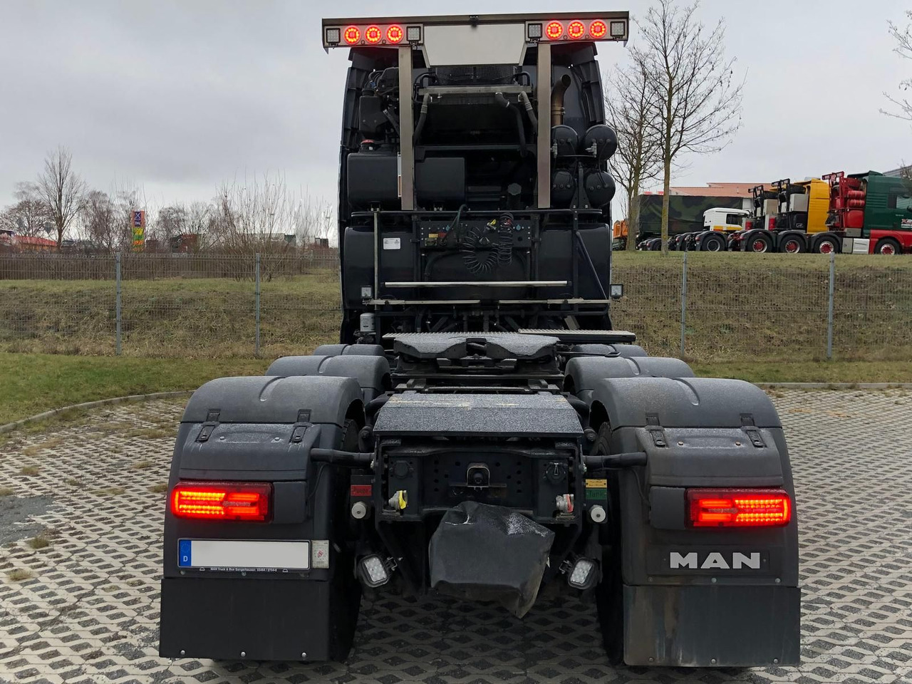 MAN TGX 41.640 8x4 Euro 6,Schwerlast 250t - Ťahač: obrázok 4 MAN TGX 41.640 8x4 Euro 6,Schwerlast 250t - Ťahač: obrázok 4