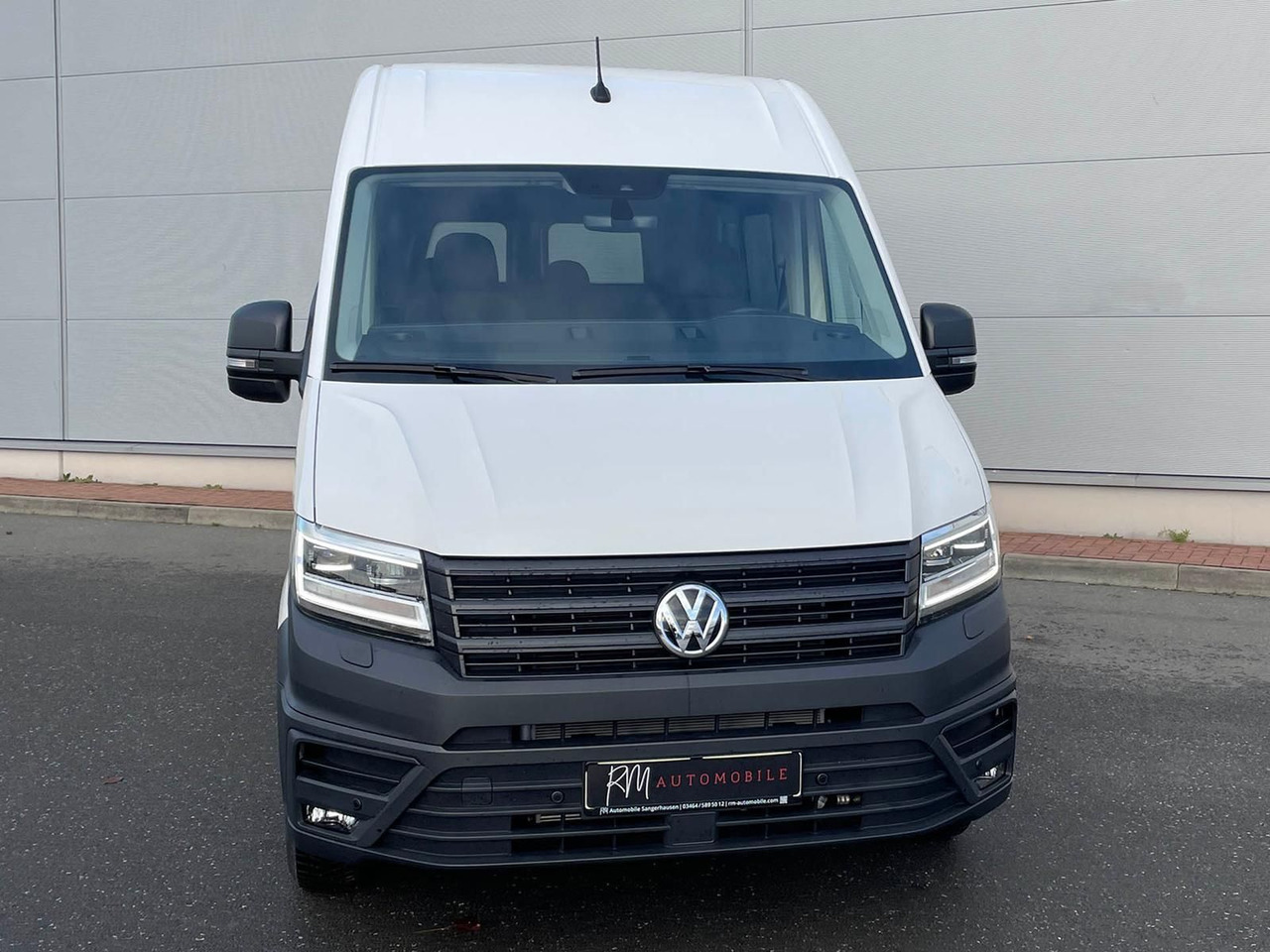 Volkswagen Crafter MIXTO 35 L3H3 Autom NAV SITZH ACC 5SITZE - Mikrobus: obrázok 3 Volkswagen Crafter MIXTO 35 L3H3 Autom NAV SITZH ACC 5SITZE - Mikrobus: obrázok 3