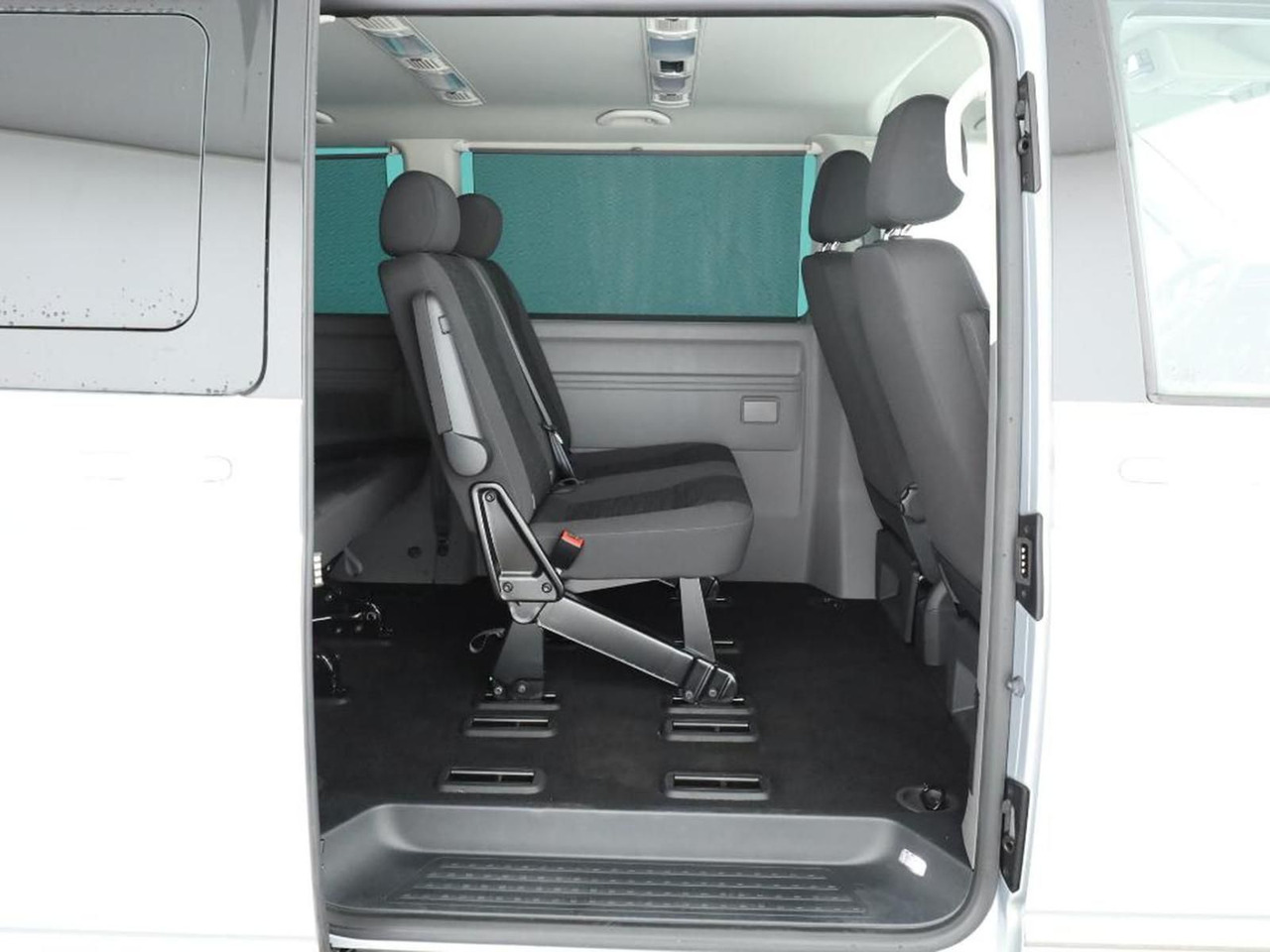 Minibus, Mikrobus Volkswagen T6.1 Caravelle Comfortl LR 4M NAV el. Trittstufe: obrázok 7