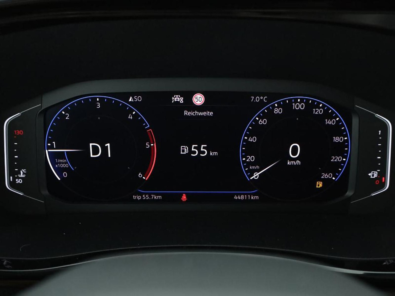 Volkswagen T6.1 Caravelle Comfortl LR 4M NAV el. Trittstufe - Minibus, Mikrobus: obrázok 3 Volkswagen T6.1 Caravelle Comfortl LR 4M NAV el. Trittstufe - Minibus, Mikrobus: obrázok 3