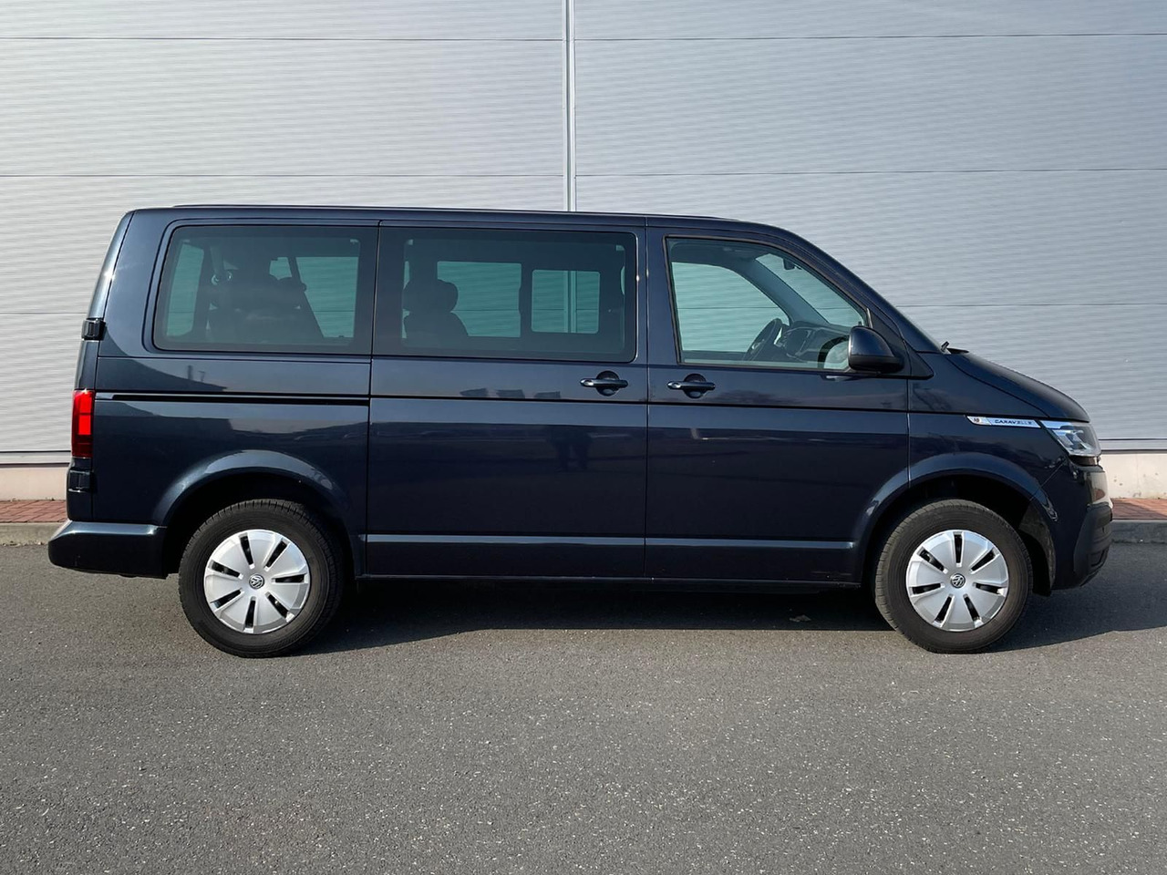 Volkswagen T6.1 Caravelle Comfortline NAV LED TEMP DAB PDC - Mikrobus: obrázok 5 Volkswagen T6.1 Caravelle Comfortline NAV LED TEMP DAB PDC - Mikrobus: obrázok 5