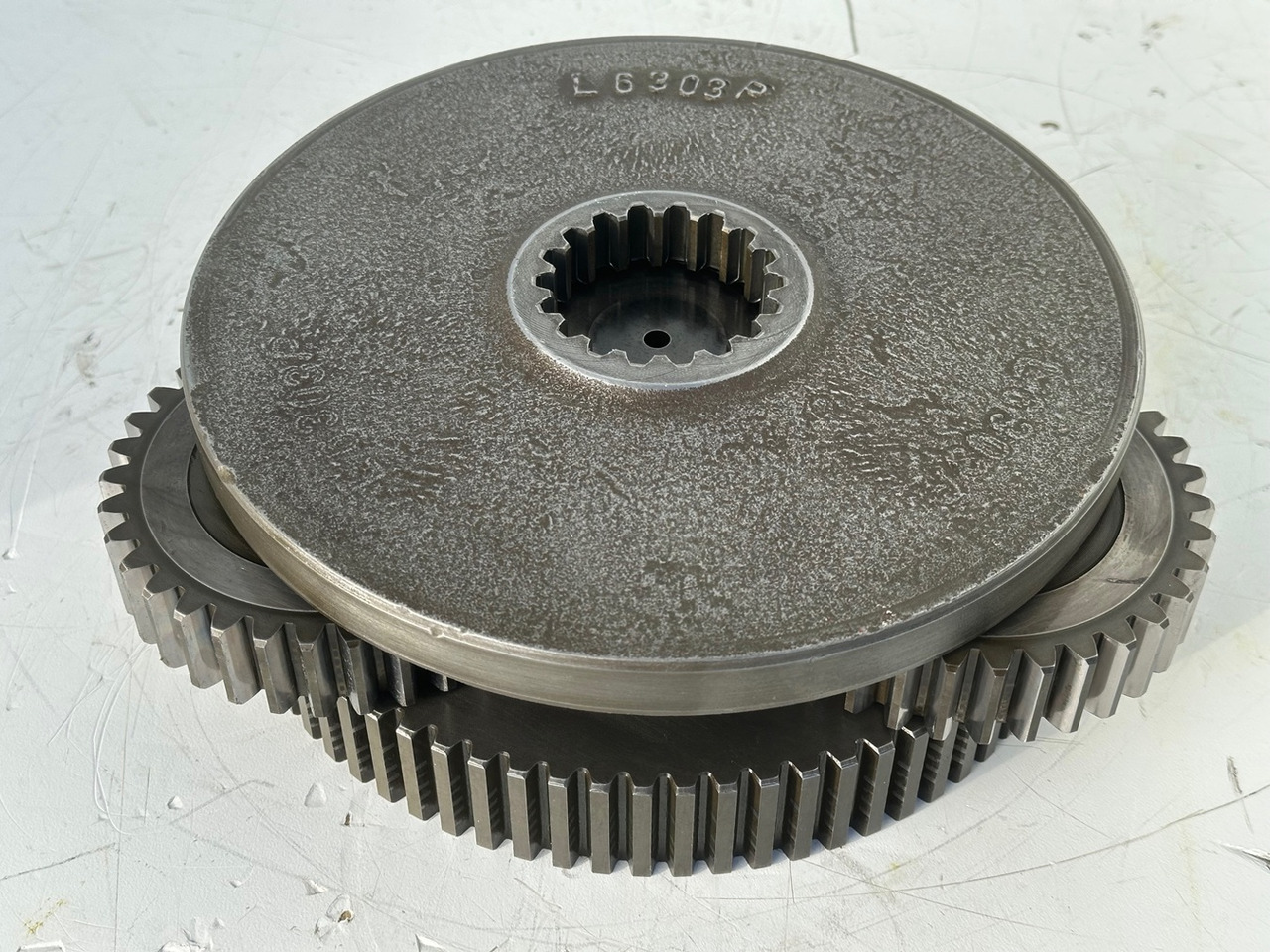 LIEBHERR Original Planetenträger ID-Nr.944171103 mit Planetenräder ID-Nr.944110603-ID-Nr.90201469 mit Lamellenträger ID-Nr.944112103. A900C,A944B,E942,LOS942,LOS944,P942,P944,R942,R944,R944B. #HRV# - Motor otoče pre Rýpadlo: obrázok 4 LIEBHERR Original Planetenträger ID-Nr.944171103 mit Planetenräder ID-Nr.944110603-ID-Nr.90201469 mit Lamellenträger ID-Nr.944112103. A900C,A944B,E942,LOS942,LOS944,P942,P944,R942,R944,R944B. #HRV# - Motor otoče pre Rýpadlo: obrázok 4