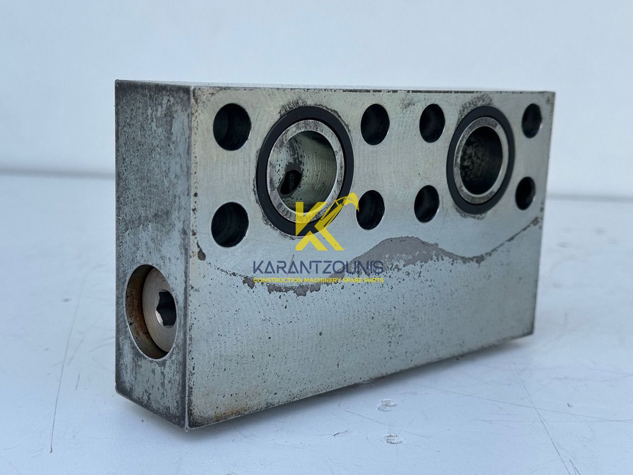Liebherr Dämpfungsventil ID-Nr.10121777. P924 COMP, P926, R926, R916, R922, R924 COMP, R924, R926 COMP, R926, R930, R936, R946, R950 T, R960 T. #10121777.43199# - Motor otoče pre Stavebné stroje: obrázok 4 Liebherr Dämpfungsventil ID-Nr.10121777. P924 COMP, P926, R926, R916, R922, R924 COMP, R924, R926 COMP, R926, R930, R936, R946, R950 T, R960 T. #10121777.43199# - Motor otoče pre Stavebné stroje: obrázok 4