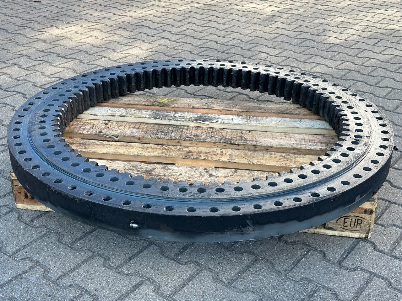 Liebherr Drehkranz - Kugeldrehverbindung Typ:KUD120 VJ 001. ID-Nr.969077501. MK 88, MK88 Plus. #969077501.10178# - Otočný ložisko pre Autožeriav: obrázok 4 Liebherr Drehkranz - Kugeldrehverbindung Typ:KUD120 VJ 001. ID-Nr.969077501. MK 88, MK88 Plus. #969077501.10178# - Otočný ložisko pre Autožeriav: obrázok 4