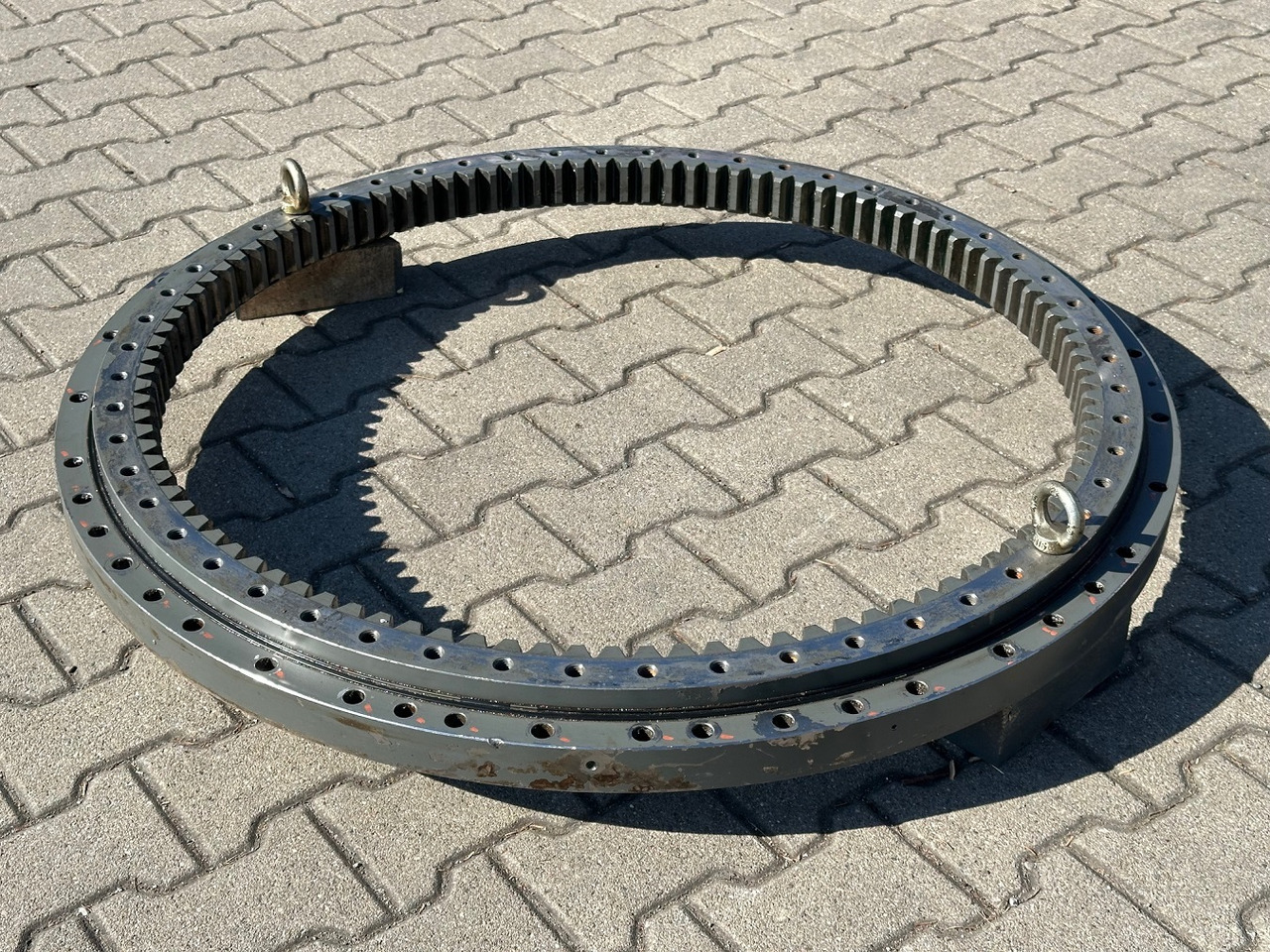 Liebherr Drehkranz - Kugeldrehverbindung Typ:KUD34VJ009-000. ID-Nr.90213287. R914RAIL,R914COMP,R914K-S,R914K-STD,R918LC,R918NLC,R918XLC,R920K-LC,R920K-NLC. #90213287.21155# - Otočný ložisko pre Stavebné stroje: obrázok 1 Liebherr Drehkranz - Kugeldrehverbindung Typ:KUD34VJ009-000. ID-Nr.90213287. R914RAIL,R914COMP,R914K-S,R914K-STD,R918LC,R918NLC,R918XLC,R920K-LC,R920K-NLC. #90213287.21155# - Otočný ložisko pre Stavebné stroje: obrázok 1