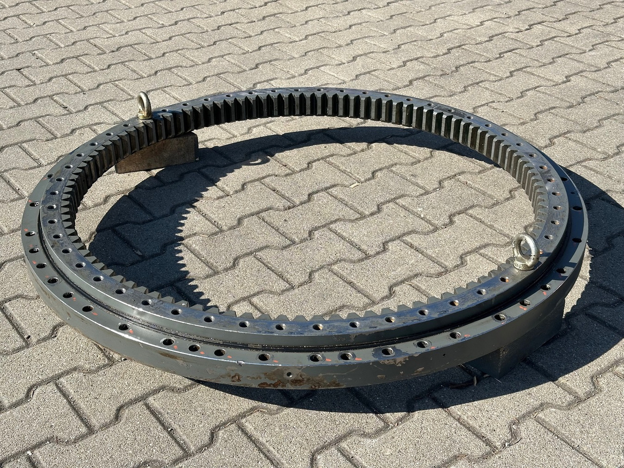 Liebherr Drehkranz - Kugeldrehverbindung Typ:KUD34VJ009-000. ID-Nr.90213287. R914RAIL,R914COMP,R914K-S,R914K-STD,R918LC,R918NLC,R918XLC,R920K-LC,R920K-NLC. #90213287.21155# - Otočný ložisko pre Stavebné stroje: obrázok 2 Liebherr Drehkranz - Kugeldrehverbindung Typ:KUD34VJ009-000. ID-Nr.90213287. R914RAIL,R914COMP,R914K-S,R914K-STD,R918LC,R918NLC,R918XLC,R920K-LC,R920K-NLC. #90213287.21155# - Otočný ložisko pre Stavebné stroje: obrázok 2