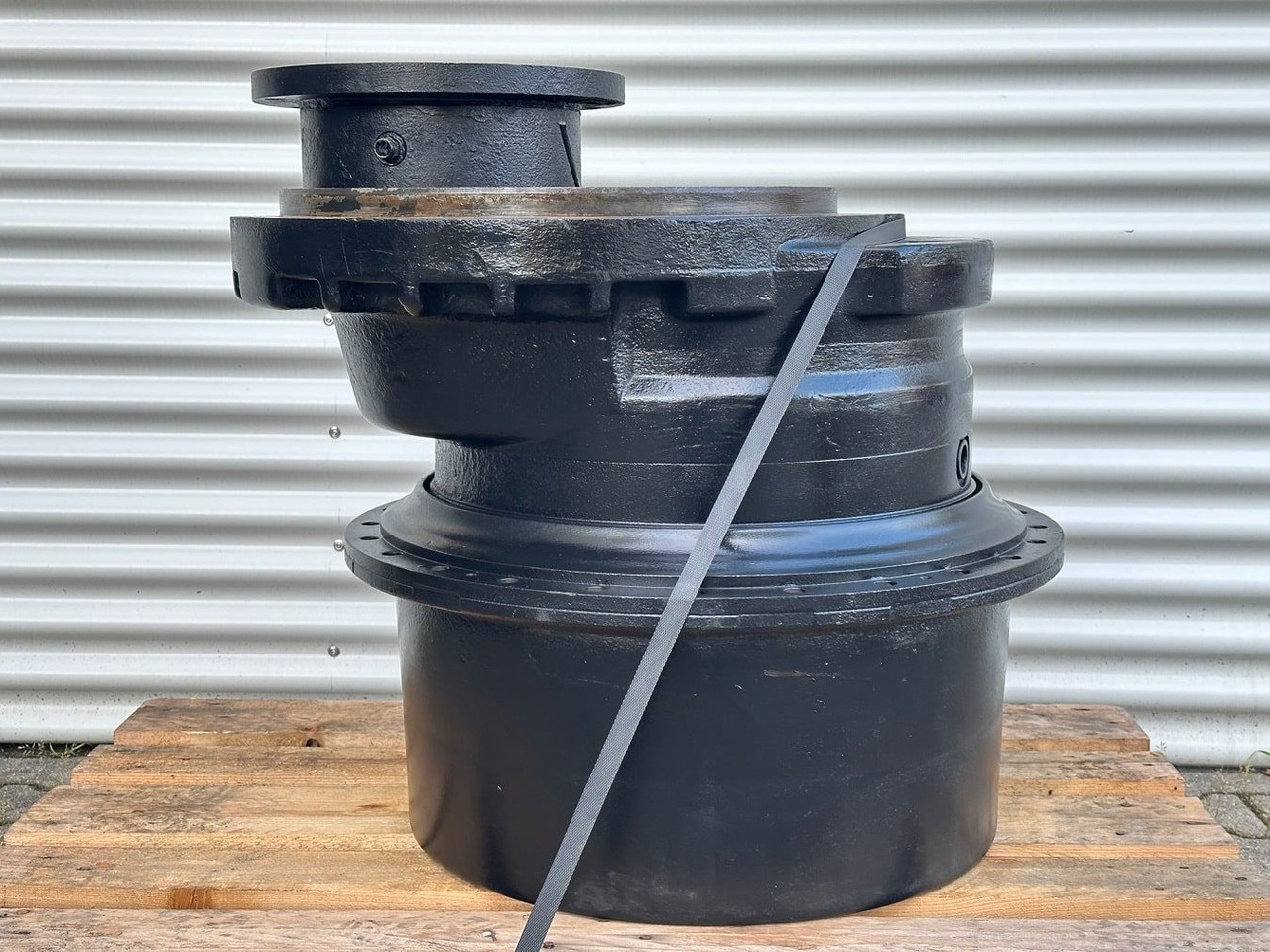 Liebherr Fahrantrieb FAT500E502. ID-Nr.933127201. PR734L-724 - PR734XL-725 - PR734LGP-726. #11193.01# - Koncový prevod pre Buldozér: obrázok 1 Liebherr Fahrantrieb FAT500E502. ID-Nr.933127201. PR734L-724 - PR734XL-725 - PR734LGP-726. #11193.01# - Koncový prevod pre Buldozér: obrázok 1