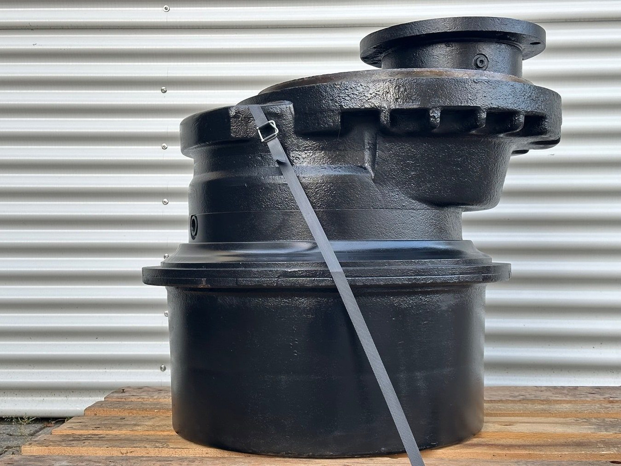 Liebherr Fahrantrieb FAT500E502. ID-Nr.933127201. PR734L-724 - PR734XL-725 - PR734LGP-726. #11193.01# - Koncový prevod pre Buldozér: obrázok 4 Liebherr Fahrantrieb FAT500E502. ID-Nr.933127201. PR734L-724 - PR734XL-725 - PR734LGP-726. #11193.01# - Koncový prevod pre Buldozér: obrázok 4