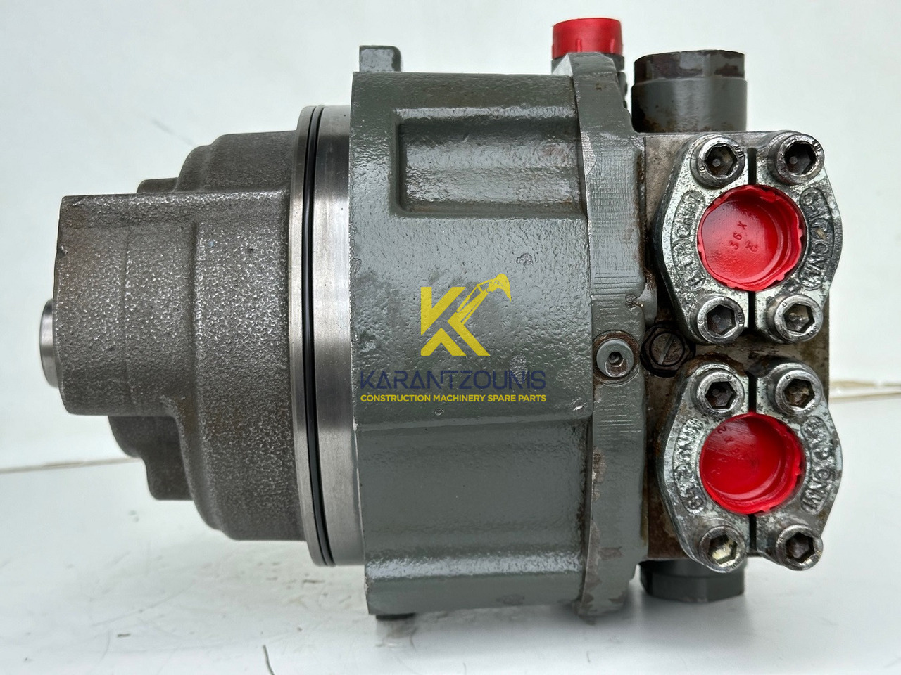 Liebherr Hydraulikeinbaumotor CMVE O 108. ID-Nr.10118562 - ID-Nr.10132610 - ID-Nr.10129048. LOS1916, LOS916, LOS926, R906, R916, R918, R920, R922, R924, R926COMP, R926, R936. #28313# - Hydraulický motor pre Stavebné stroje: obrázok 5 Liebherr Hydraulikeinbaumotor CMVE O 108. ID-Nr.10118562 - ID-Nr.10132610 - ID-Nr.10129048. LOS1916, LOS916, LOS926, R906, R916, R918, R920, R922, R924, R926COMP, R926, R936. #28313# - Hydraulický motor pre Stavebné stroje: obrázok 5