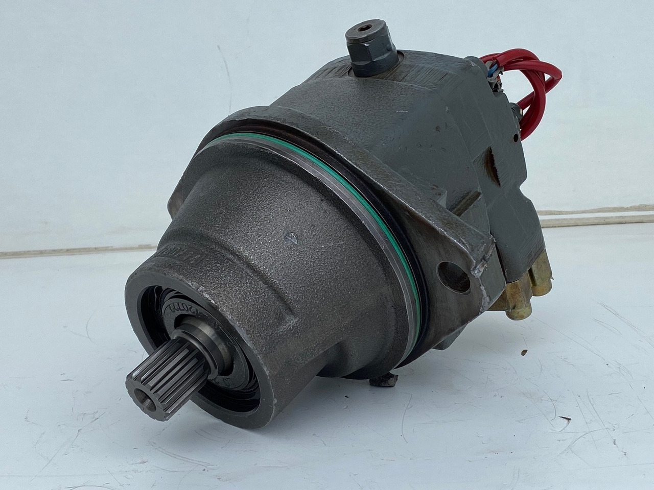 Liebherr Hydraulikeinbaumotor FMF045, ID-Nr.10132702. A924, LH30C, LH30M, LH35M, LH35MT, LH40C, LH40CP, LH40M, LH40MP, LH50CHR, LH50M, LH50MHR, LH50MT. #33179# - Hydraulický motor pre Kolesové rýpadlo: obrázok 3 Liebherr Hydraulikeinbaumotor FMF045, ID-Nr.10132702. A924, LH30C, LH30M, LH35M, LH35MT, LH40C, LH40CP, LH40M, LH40MP, LH50CHR, LH50M, LH50MHR, LH50MT. #33179# - Hydraulický motor pre Kolesové rýpadlo: obrázok 3