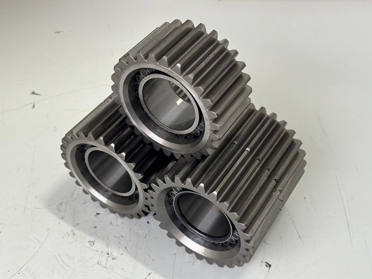 Liebherr Planetenrad ID-Nr.90205840. FAT350P126 - FAT350P138. R920 - R922 - R924 - R925 - R926 - R930 T. #90205840.04.11# - Koncový prevod pre Stavebné stroje: obrázok 3 Liebherr Planetenrad ID-Nr.90205840. FAT350P126 - FAT350P138. R920 - R922 - R924 - R925 - R926 - R930 T. #90205840.04.11# - Koncový prevod pre Stavebné stroje: obrázok 3