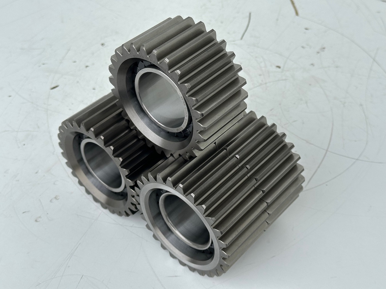 Liebherr Planetenrad ID-Nr.90205840. FAT350P126 - FAT350P138. R920 - R922 - R924 - R925 - R926 - R930 T. #90205840.22.05.03# - Koncový prevod pre Pásové rýpadlo: obrázok 2 Liebherr Planetenrad ID-Nr.90205840. FAT350P126 - FAT350P138. R920 - R922 - R924 - R925 - R926 - R930 T. #90205840.22.05.03# - Koncový prevod pre Pásové rýpadlo: obrázok 2