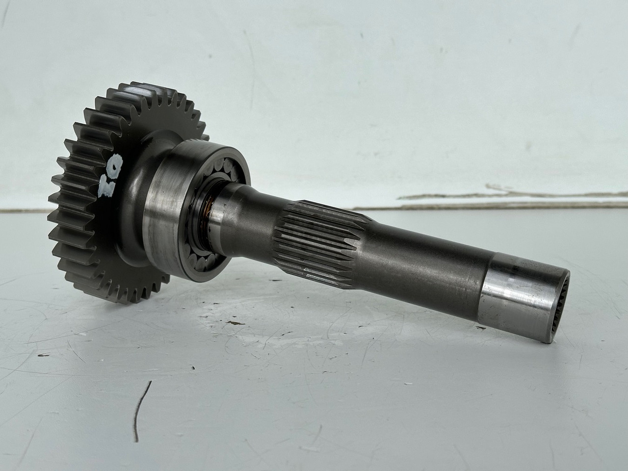 Liebherr Triebwelle ID-Nr.10117140 mit Zylinderrollenlager ID-Nr.7080150 - ID-Nr.7380070. A914, A922, A924, A928, LH30, LH35, P914, P924, R906, R914, R916, R924, R924 COMP. #101171470.01# - Hydraulické čerpadlo pre Stavebné stroje: obrázok 3 Liebherr Triebwelle ID-Nr.10117140 mit Zylinderrollenlager ID-Nr.7080150 - ID-Nr.7380070. A914, A922, A924, A928, LH30, LH35, P914, P924, R906, R914, R916, R924, R924 COMP. #101171470.01# - Hydraulické čerpadlo pre Stavebné stroje: obrázok 3