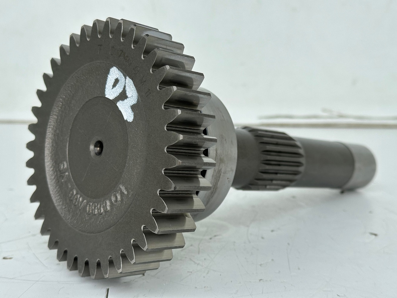 Liebherr Triebwelle ID-Nr.10117140 mit Zylinderrollenlager ID-Nr.7080150 - ID-Nr.7380070. A914, A922, A924, A928, LH30, LH35, P914, P924, R906, R914, R916, R924, R924 COMP. #101171470.02# - Hydraulické čerpadlo pre Stavebné stroje: obrázok 1 Liebherr Triebwelle ID-Nr.10117140 mit Zylinderrollenlager ID-Nr.7080150 - ID-Nr.7380070. A914, A922, A924, A928, LH30, LH35, P914, P924, R906, R914, R916, R924, R924 COMP. #101171470.02# - Hydraulické čerpadlo pre Stavebné stroje: obrázok 1