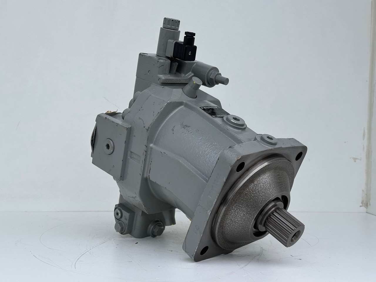 Liebherr Verstellmotor ID-Nr.510240108 - Hydromatik Rexroth Axialkolben-Verstellmotor Typ:A6VM140EP2D/63W-VZB017HB. #24338070# - Hydraulický motor pre Pásový žeriav: obrázok 2 Liebherr Verstellmotor ID-Nr.510240108 - Hydromatik Rexroth Axialkolben-Verstellmotor Typ:A6VM140EP2D/63W-VZB017HB. #24338070# - Hydraulický motor pre Pásový žeriav: obrázok 2