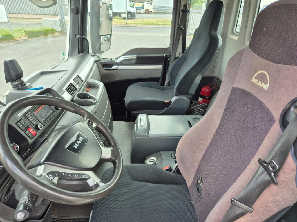 Cisternové vozidlo MAN TGS 26.480 6x2  (Nr. 6003): obrázok 6