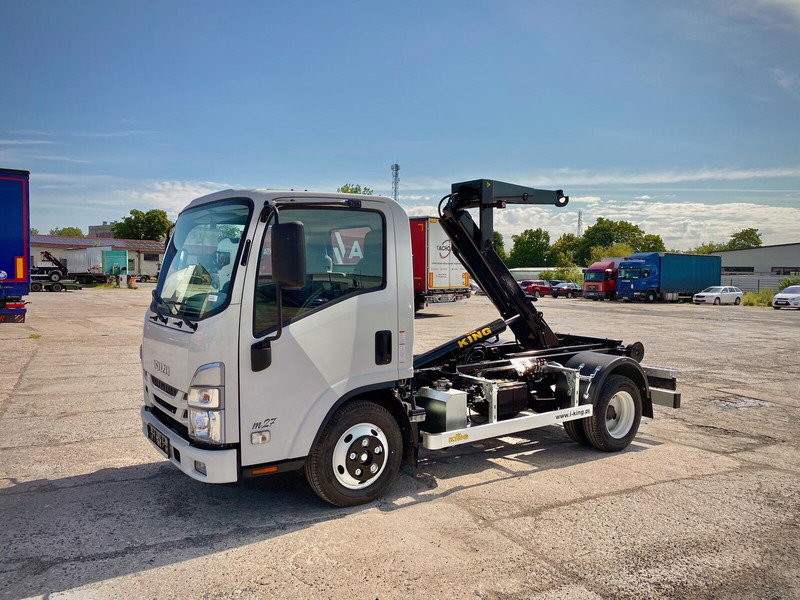 Isuzu M27 - Hákový nosič kontajnerov: obrázok 2 Isuzu M27 - Hákový nosič kontajnerov: obrázok 2