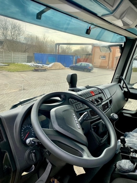 IVECO Eurocargo + hooklift KING HZ-10R - Komunálne/ Špeciálne stroje: obrázok 4 IVECO Eurocargo + hooklift KING HZ-10R - Komunálne/ Špeciálne stroje: obrázok 4