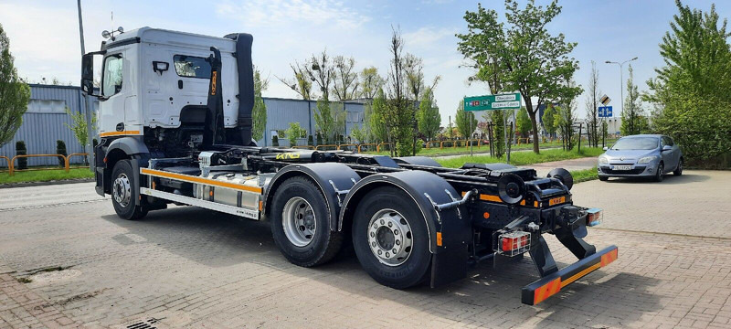 Mercedes-Benz Actros 2542 KING HZ-20R - Hákový nosič kontajnerov: obrázok 5 Mercedes-Benz Actros 2542 KING HZ-20R - Hákový nosič kontajnerov: obrázok 5
