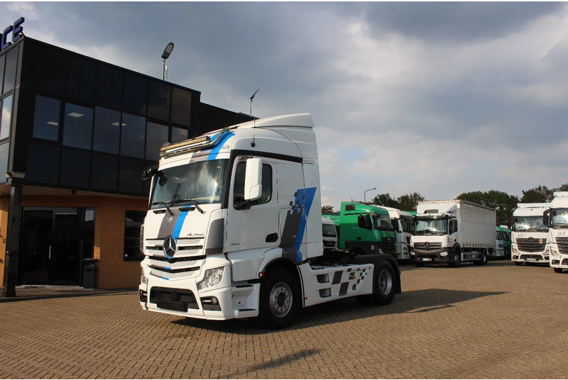 Mercedes-Benz Actros 1853 * RETARDER * 4X2 * - Ťahač: obrázok 2 Mercedes-Benz Actros 1853 * RETARDER * 4X2 * - Ťahač: obrázok 2