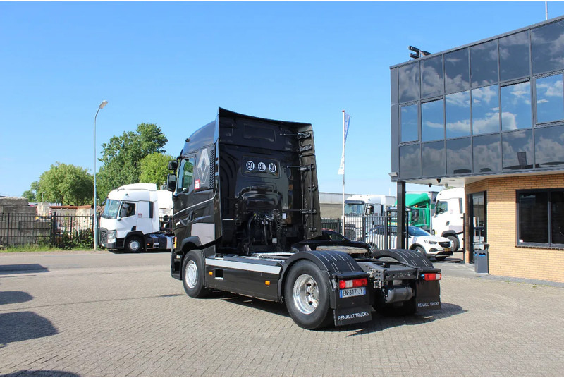 Renault T520 * RETARDER * 2 TANK * 2 BED * - Ťahač: obrázok 3 Renault T520 * RETARDER * 2 TANK * 2 BED * - Ťahač: obrázok 3