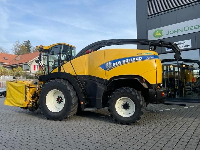 New Holland FR 450 - Samohybná rezačka: obrázok 4 New Holland FR 450 - Samohybná rezačka: obrázok 4