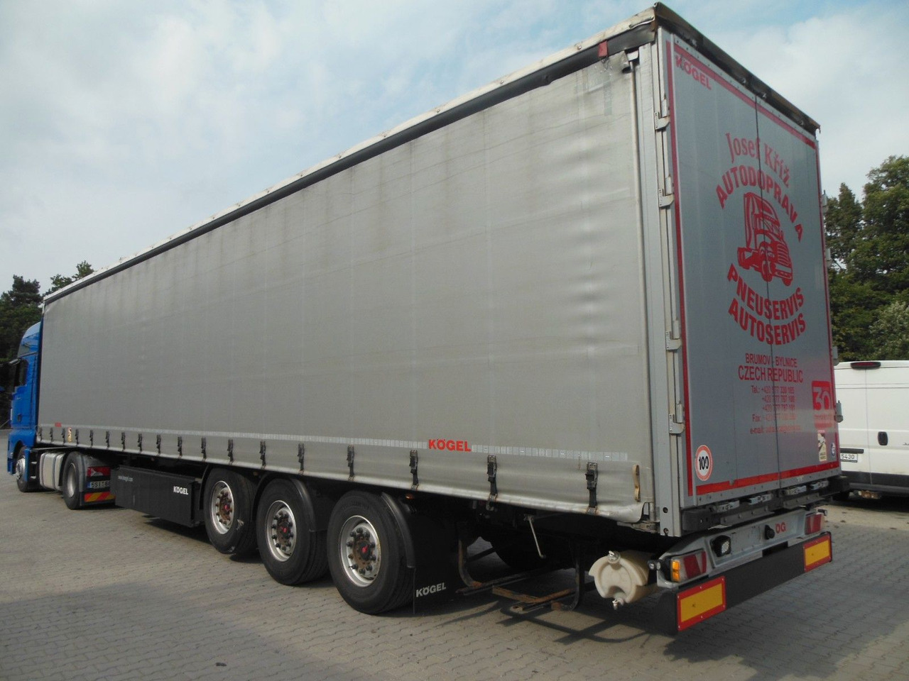 Kögel SN 24, SAF, PALETTEN BOX, - Plachtový náves: obrázok 4 Kögel SN 24, SAF, PALETTEN BOX, - Plachtový náves: obrázok 4