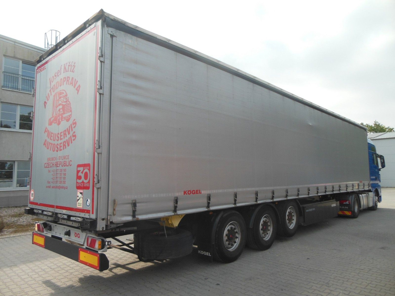 Kögel SN 24, SAF, PALETTEN BOX, - Plachtový náves: obrázok 3 Kögel SN 24, SAF, PALETTEN BOX, - Plachtový náves: obrázok 3